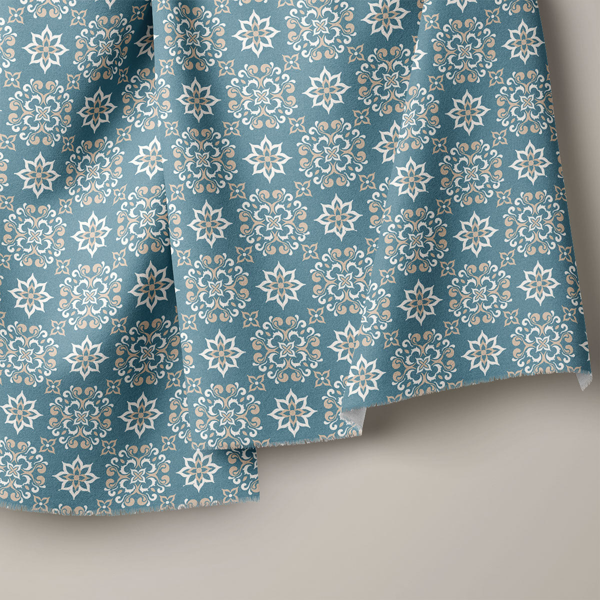 Foggy Grey Damask Pattern Geometric Print