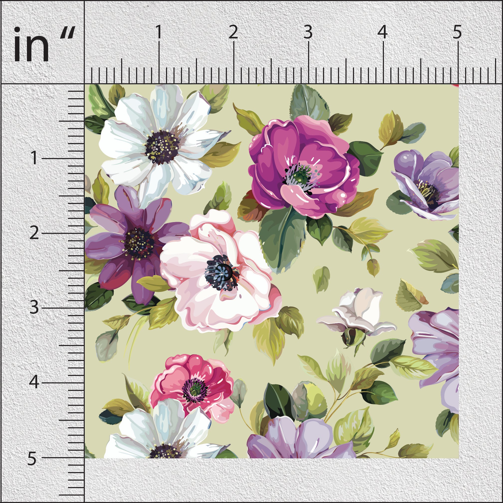 Silver Sand Daisy Floral Print