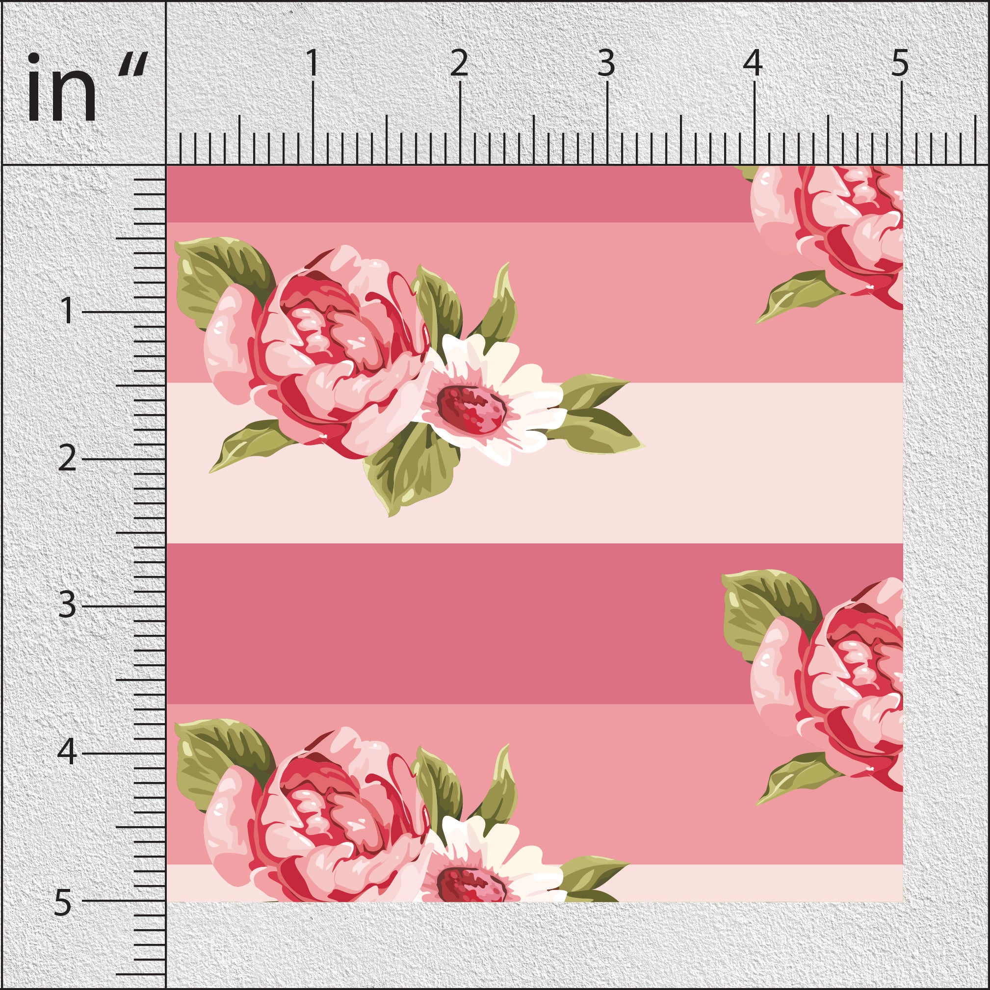 Soft Amber Daisy Floral Print