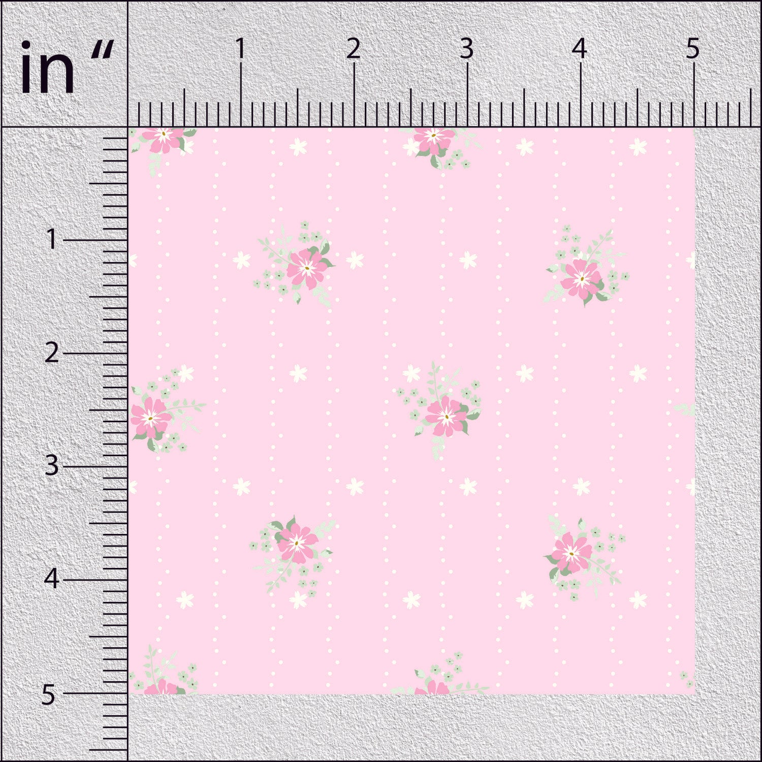 Lavender Grey Daisies Floral Print